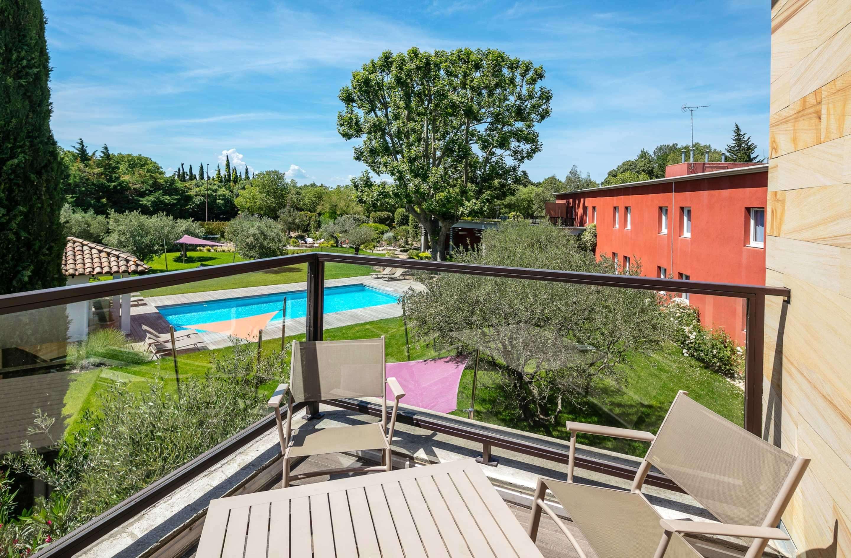 Best Western Plus Le Lavarin Avignon Exteriör bild