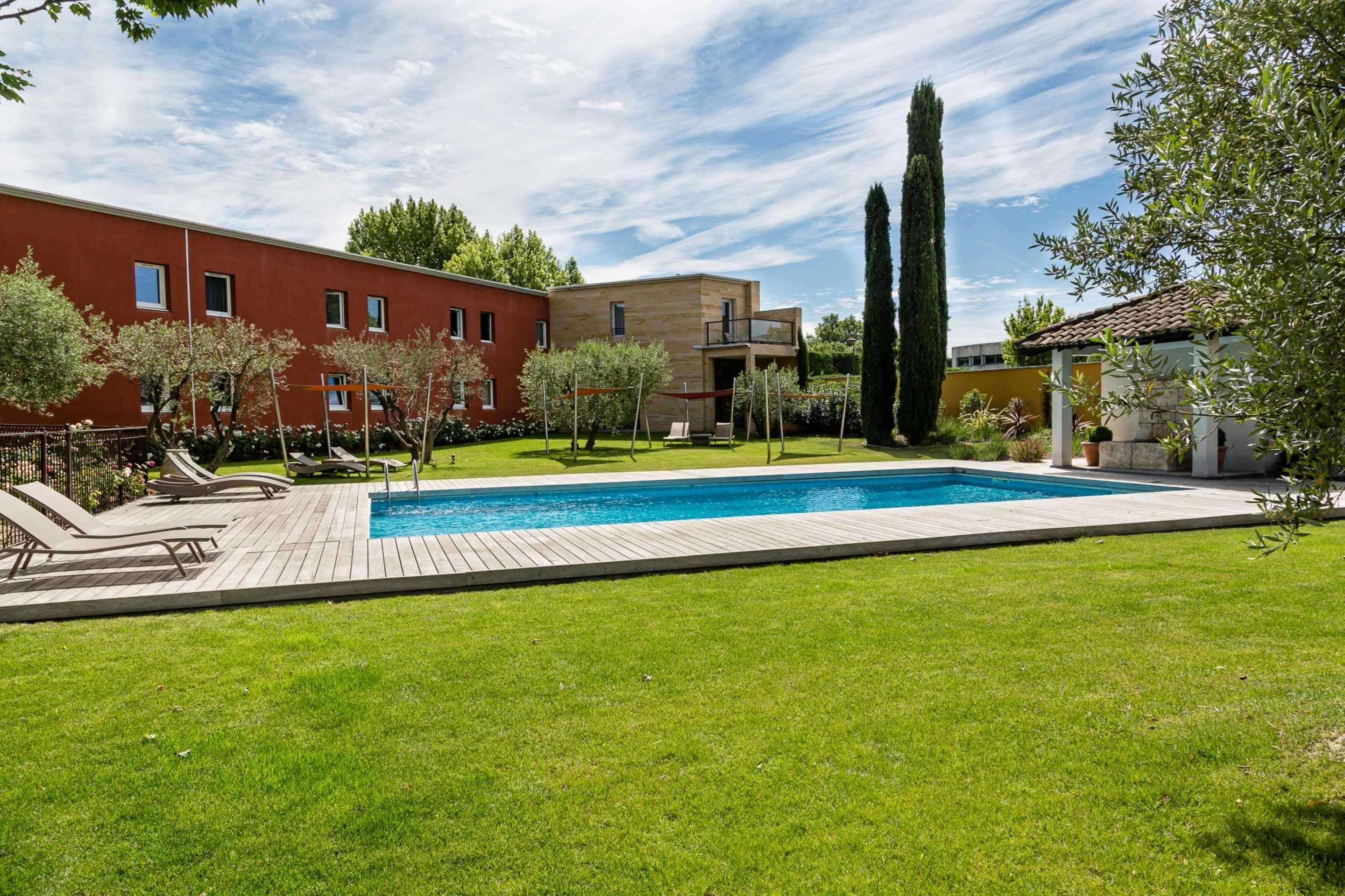 Best Western Plus Le Lavarin Avignon Exteriör bild